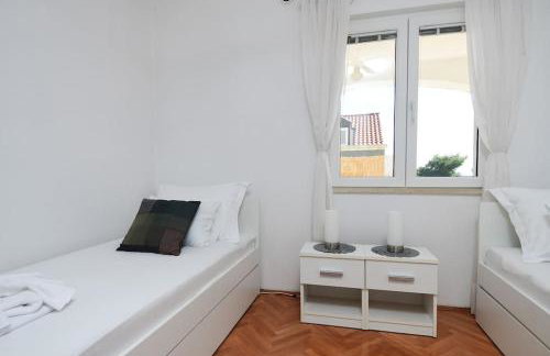 Wave n' Sea Apartment With a Private Pool - Foto 28