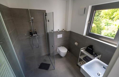 air bumble bee - Foto 16