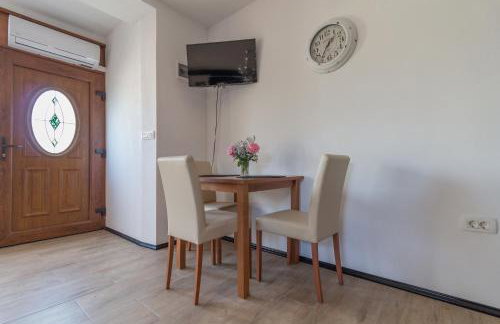 Ina by the sea Apartment - Photo 16