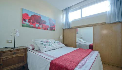 Terraza, luminoso y bien situado - Foto 1