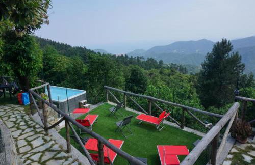 village holiday house with a pool - Photo 4