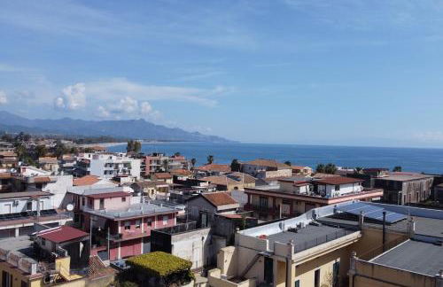 Casa Vacanza da Zero - Terrazza Etna a 5' dal Mare - Foto 41