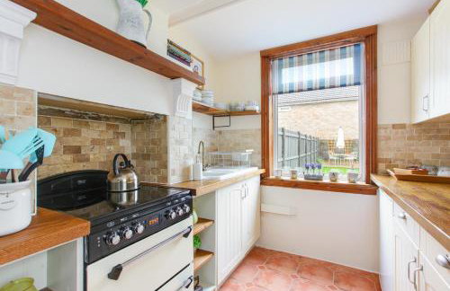 Sea Salt Cottage - Mins to beach & shops Dog Friendly - Foto 7