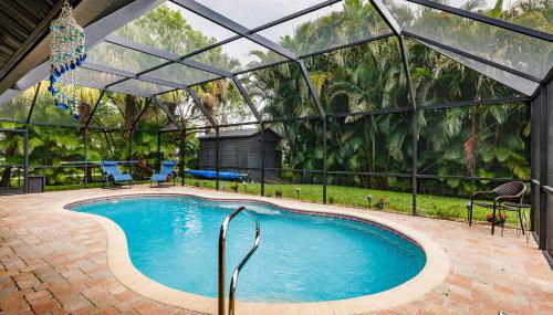 Sunny Oasis Getaway -Heated Pool-Mini Golf-Near Beach - Foto 5