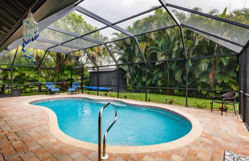 Sunny Oasis Getaway -Heated Pool-Mini Golf-Near Beach - Foto 5