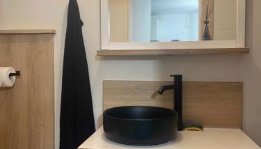 Petit nid au centre historique de Marvejols - Foto 5