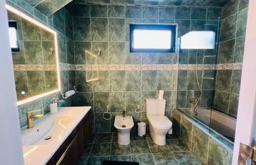 Vila Pombal Tomar Apartments - Pool & City Views - Foto 71