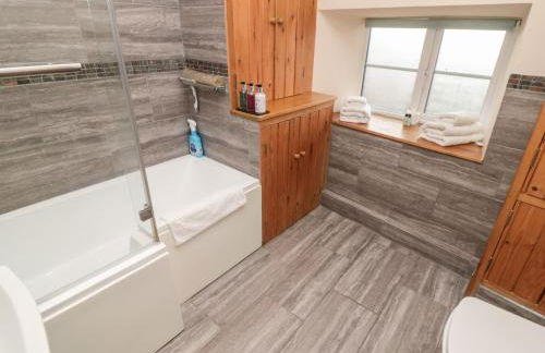 Crumble's Cottage - Photo 17