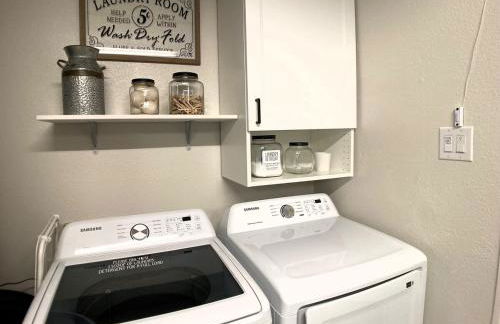 Stunning Newly Renovated 3BR 2B Home Hot Tub Game Room - Foto 57