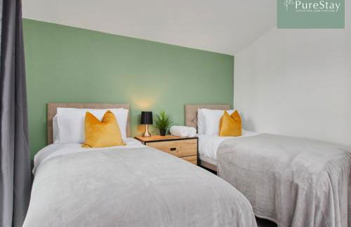 Stylish 5-bedroom Manchester Retreat Sleeps 9 by PureStay - Foto 39