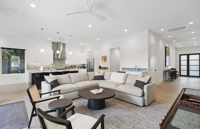 Desert Blue Rose with Pool - Photo 8