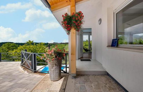 Awesome Home In Donja Reka With Wifi - Foto 13