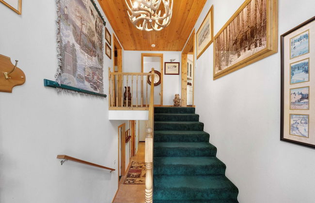 Paradise Pines 3BR Secluded Cabin Minutes in Tahoe Donner! - Foto 24