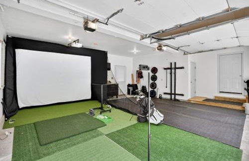 Gray Woodland Escape Golf, Pool & Cinema home - Foto 37