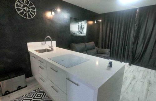 Apartamento con diseño moderno y piscina Taurito - Photo 15