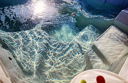 Osada Miłojeż - całoroczne Domy Premium w Borach Tucholskich, Jacuzzi pod gwiazdami - Foto 45