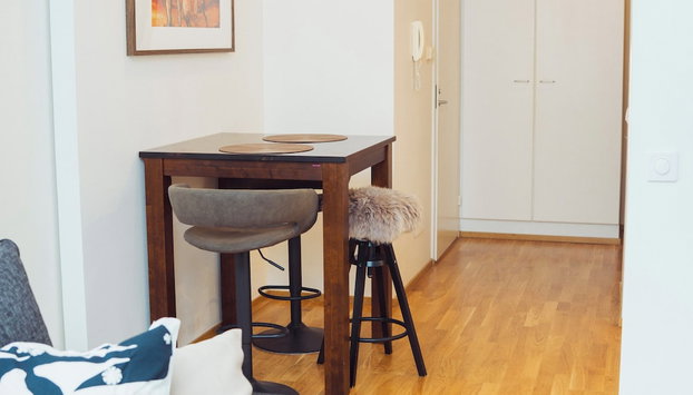 Relax & Explore, Sauna, Metro & Malls 3 Mins Away - Foto 5, Sala de estar