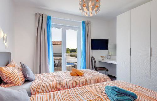 Holiday Home in Novigrad with Pool near Beach - Foto 35