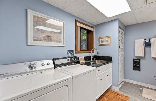 Pocono's Resort | Fire Pit, Jacuzzi, Winter Sport - Foto 36