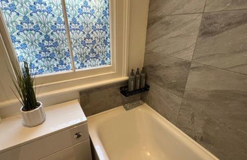 2 Bedroom flat 10 min walk to tube - Foto 9