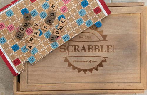 Chic 4BR Home Hot Tub Game Room - Foto 12