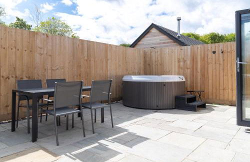 Cedar Cottage - Photo 38