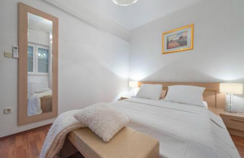 Villa in Ugljane With Private Pool - Foto 28