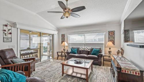 1068 Z4B VILLAGE OF PINE RIDGE by REMAX Premier - Foto 5