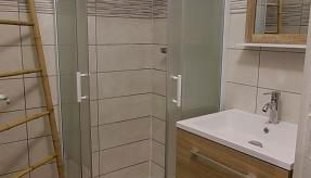 Au deuxième - Photo 3