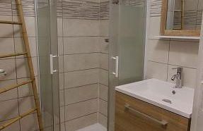 Au deuxième - Photo 3