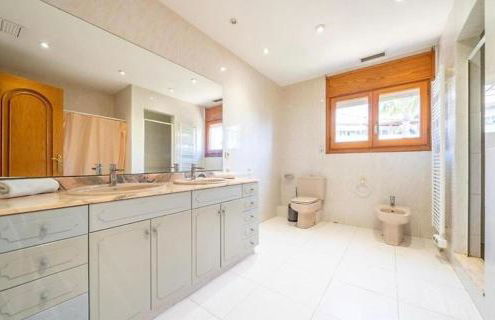 Casa de 2000 m2 Piscina Mar Barbacoa y Felicidad - Foto 49