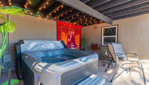 Winnemucca Spa - Private Guest Suite - Hot Tub, Sauna, Views - Foto 2, sunbed