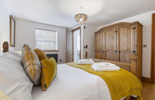 The Terrace - Beautiful 1-Bed with Roof Terrace Pass the Keys - Photo 17