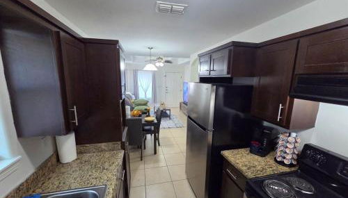 Cozy Apartment Near University Dr - Foto 4