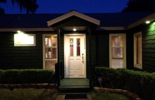 Lakefront Cottage with a Private Dock near Ocala National Forest in Orange Springs, Florida - Foto 16