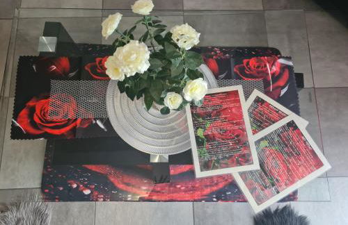 Petalo rosso - Photo 1