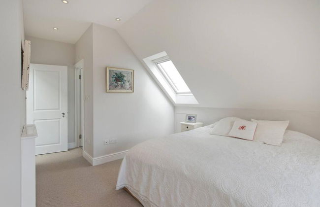 Spacious 7 Bedroom Family Home Barnes - Foto 13