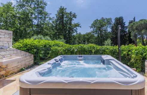 3 Bedroom Awesome Home In Umag - Foto 9