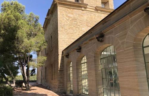 LA PERLE DE PROVENCE-Magnifique Vue CLIM LINGE Golf Saumane 6P Piscine Tennis - Foto 31