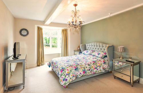 Finest Retreats - Islip Mill House - Beautiful Riverside Home - Photo 15