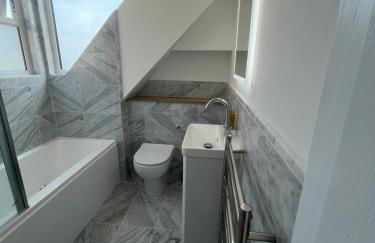 Marston Penthouse - Photo 7