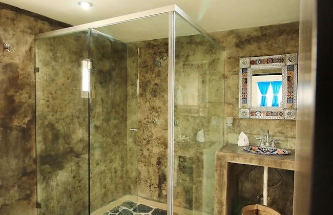 Tres Mentiras Botique Hotel 6 Rooms - Photo 20