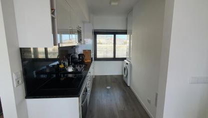 Apartamento T2-5m Aeroporto CR7 - Foto 4