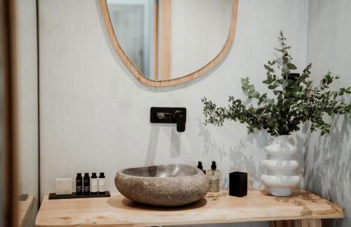 Kalani Residence - Photo 8