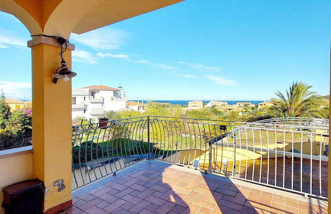 Villa a Stones Throw From the sea - Foto 36