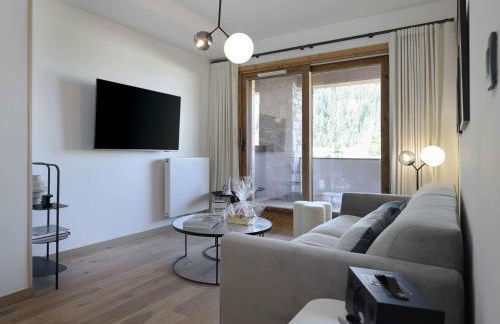 Appartement moderne 46 m², 4 pers, Courchevel Moriond, skis aux pieds, balcon, parking, wifi, ascenseur - FR-1-631-170 - Foto 2