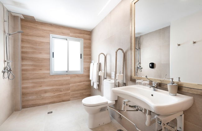 Ohasis Boutique Suites - Photo 35