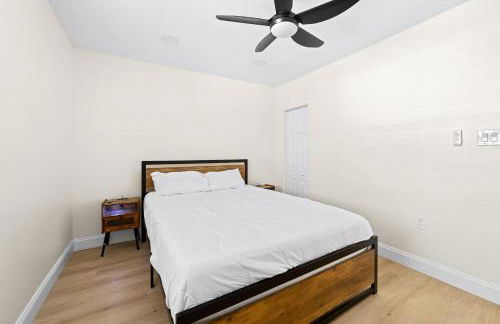 Recently Remodeled Mins from beach+Putting Green - Photo 53