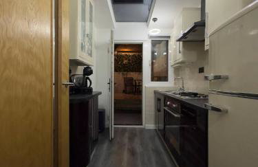 Gorgeous Graceful Getaway w Gazebo - Tylorstown - Foto 23