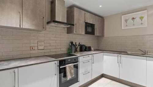 Solihull Flat For 2 with Fast WiFi with Free Secured Parking - Foto 2